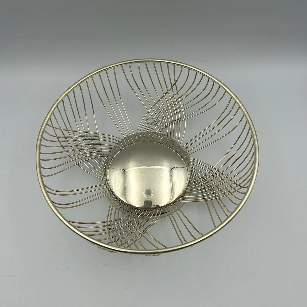 Vintage MCM Silver Plated Round Wire Bread / Fruit Basket‎
